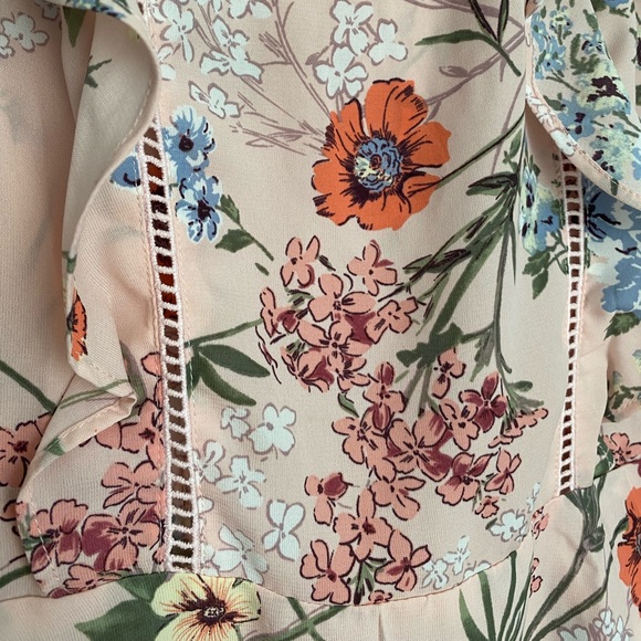 Pink Floral Peplum Top - Picture 3 of 3